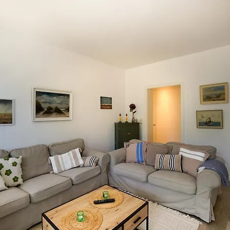 Appartement Seestern In Zentraler Lage Von *
