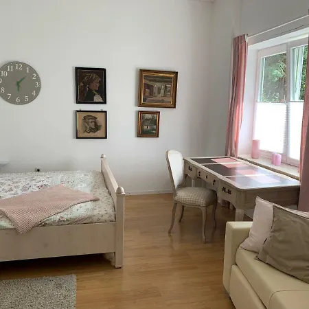 Seestern In Zentraler Lage Von Appartement Eckernförde