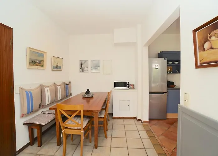 Seestern In Zentraler Lage Von * Eckernförde